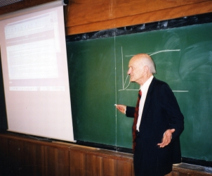 Jubiliejinis pranešimas, 2001